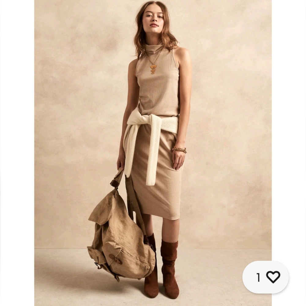 Banana Republic Ribbed Mock-neck Dress. Champagne toast. Size S. Maxi Dress